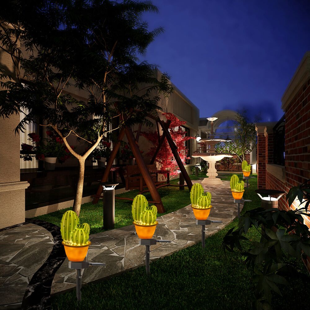Decorative Pineapple Solar Garden Light - happyhousedecor.com